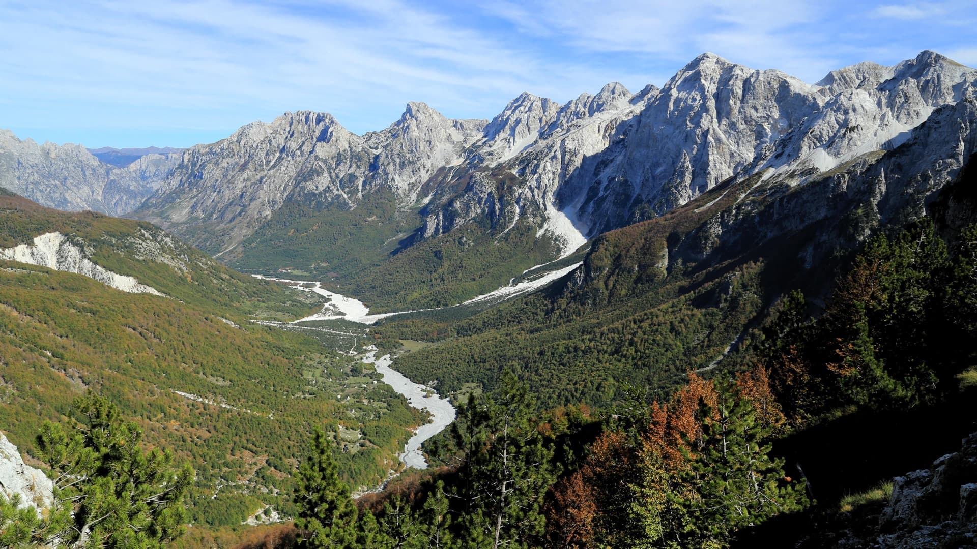 Turismo dentale in Albania con Lela Dental per pazienti italiani